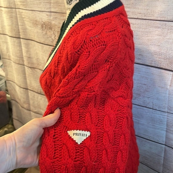 Vintage Privata Sweater Cable Knit Made in Spain V-neck Preppy Red Size Medium - Picture 3 of 11